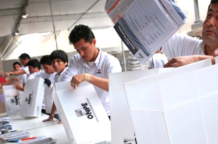 Nuevos peritajes electorales avivan denuncia de fraude en Perú