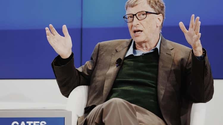 Bill Gates propone cómo evitar un desastre climático, pero ¿a qué precio?
