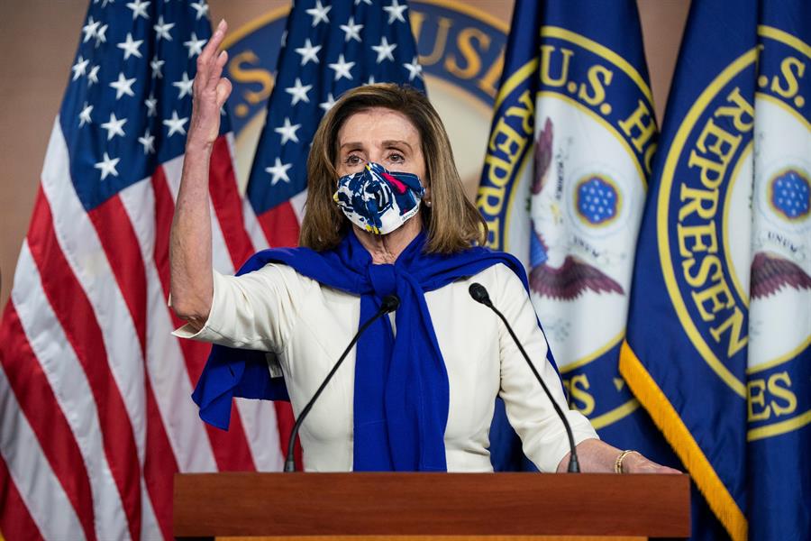 Nancy Pelosi presidirá una Cámara baja menos demócrata