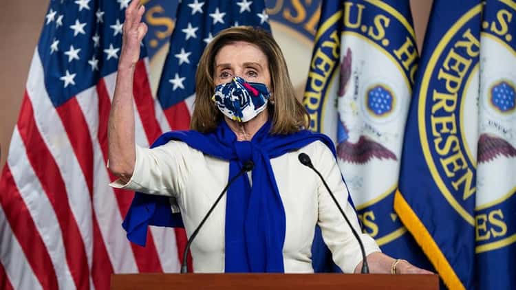 Nancy Pelosi presidirá una Cámara baja menos demócrata