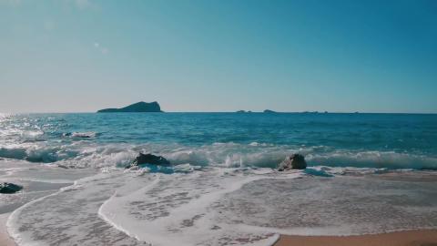 Cinematic Deep Ambient Music  Downtempo Relaxing Soundsca...