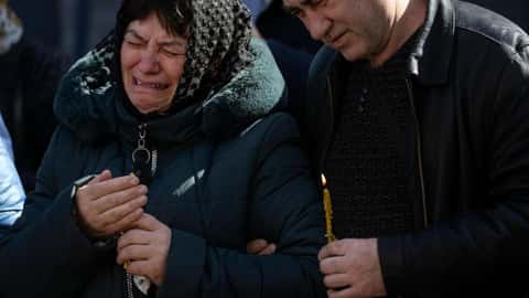 Police: More than 900 civilian bodies found in Kyiv region