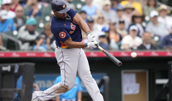 MLB: José Abreu volvió a demostrar su poder con los Astros de Houston