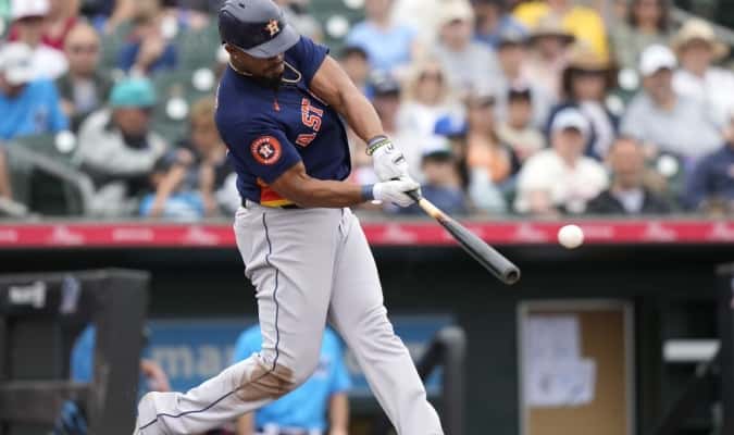 MLB: José Abreu volvió a demostrar su poder con los Astros de Houston