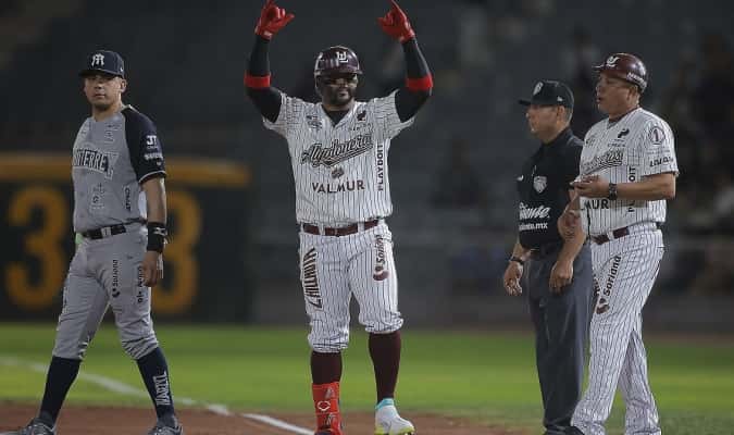 LMB: Jonathan Villar y Aderlin Rodríguez destacados dominicanos en México