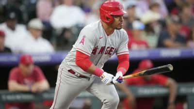 MLB: Eduardo Escobar con los Angelinos parece encontrar el cielo