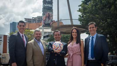 La Alcaldía de Baruta celebra el Mundial de Qatar 2022 en la Plaza Alfredo Sadel