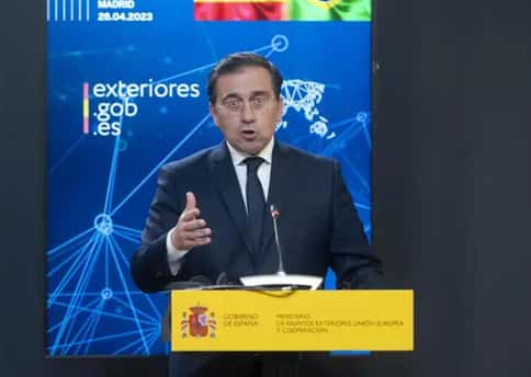 Albares no descarta levantar las sanciones a Venezuela si hay cambios