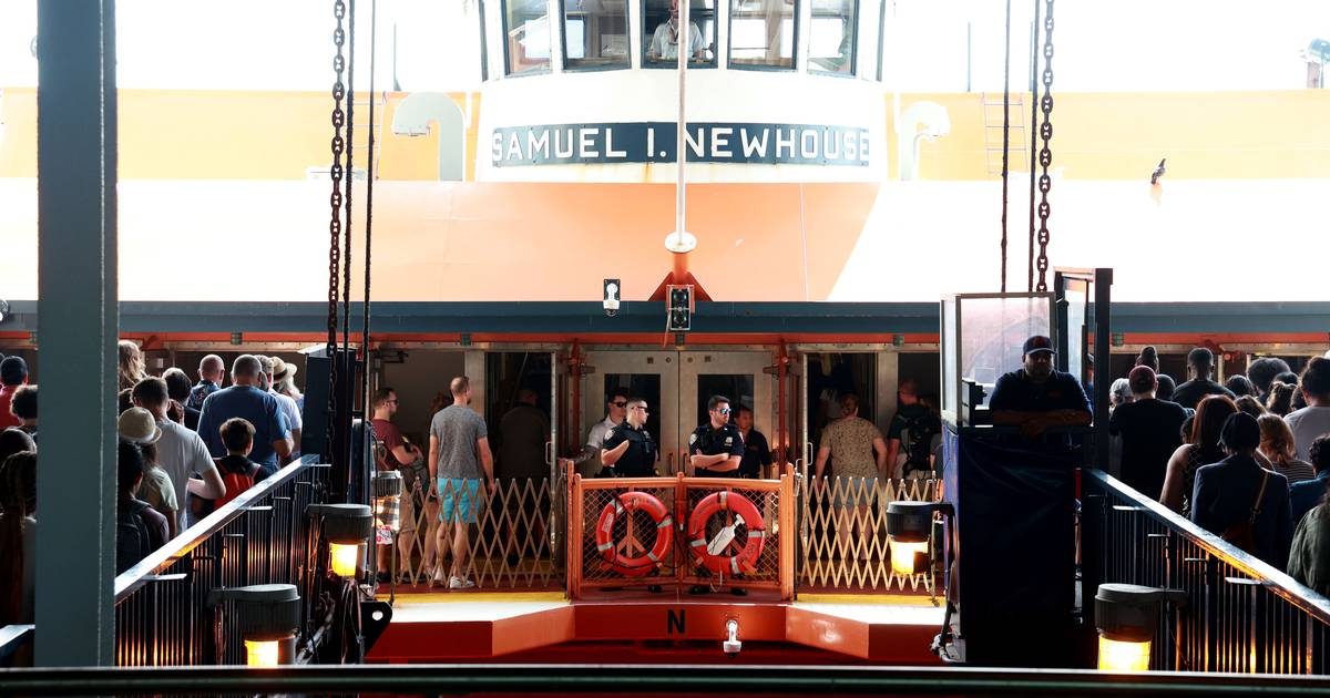 Staten Island Ferry workers’ union agrees on $103M labor contract with NYC after 13-year delay: ‘Very long time coming’