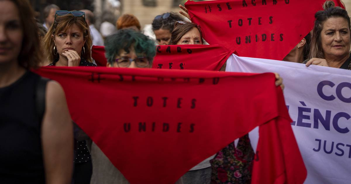 Spanish men’s national soccer team condemns Luis Rubiales’ nonconsensual kiss of Jenni Hermoso