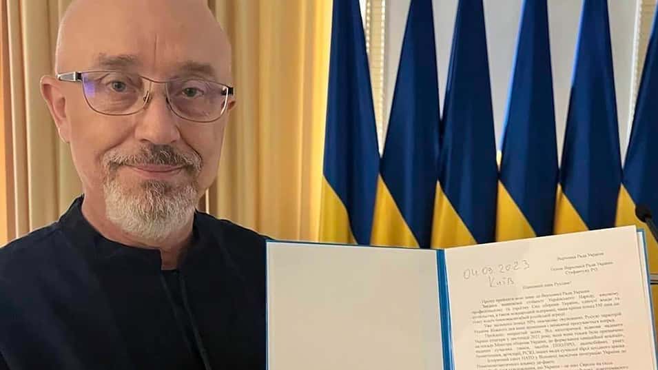Ukrainian defense minister resigns after President Zelenskyy announces his replacement