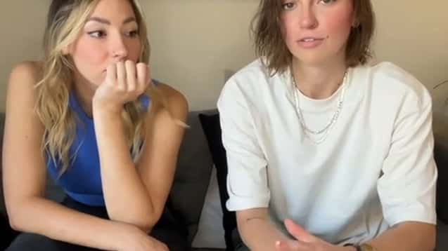 Women In Relationship Discover If They're Sisters