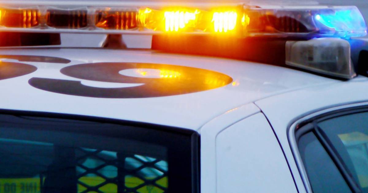 Golden Beach police sergeant shot during pursuit of car-theft suspect